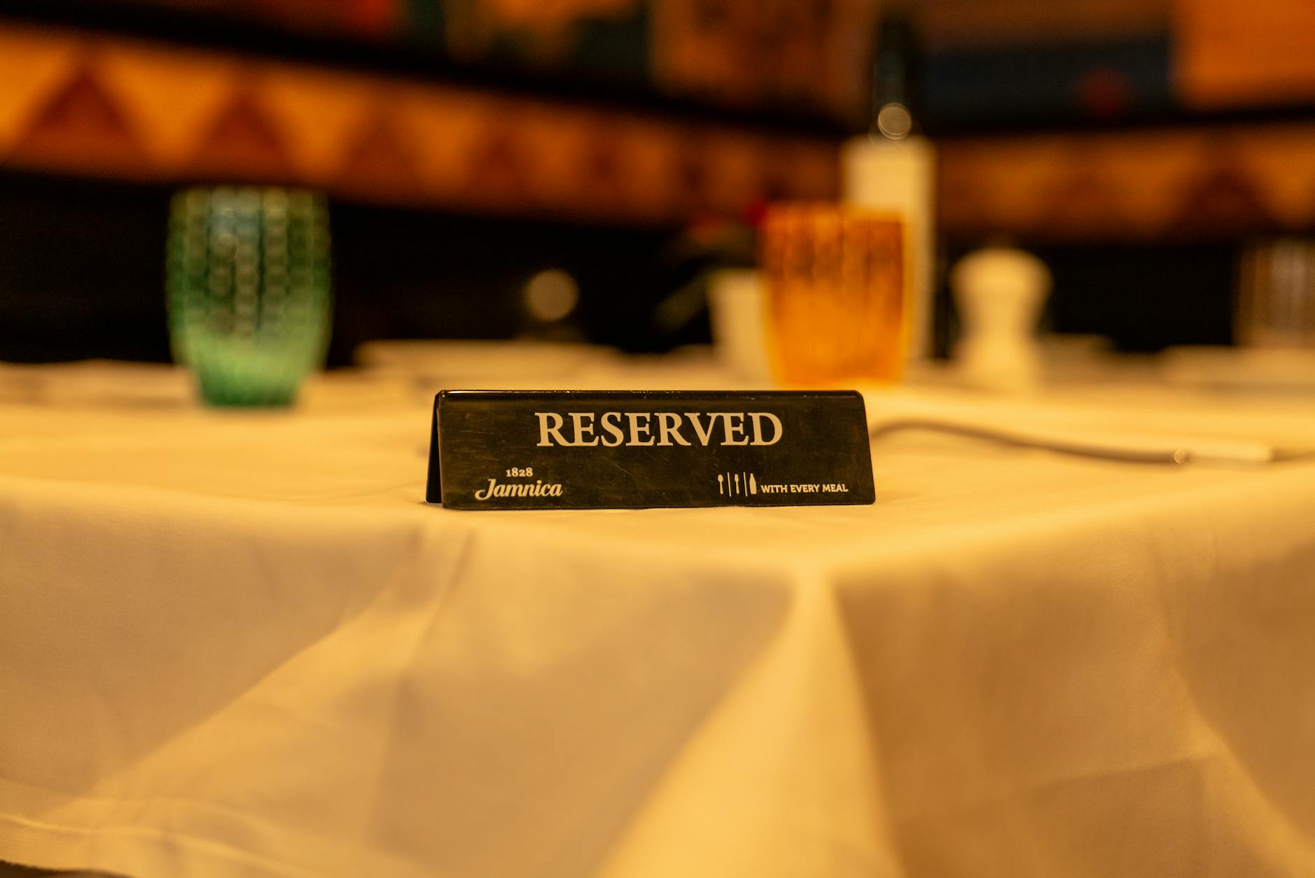 Fine dining restaurant table reservation
