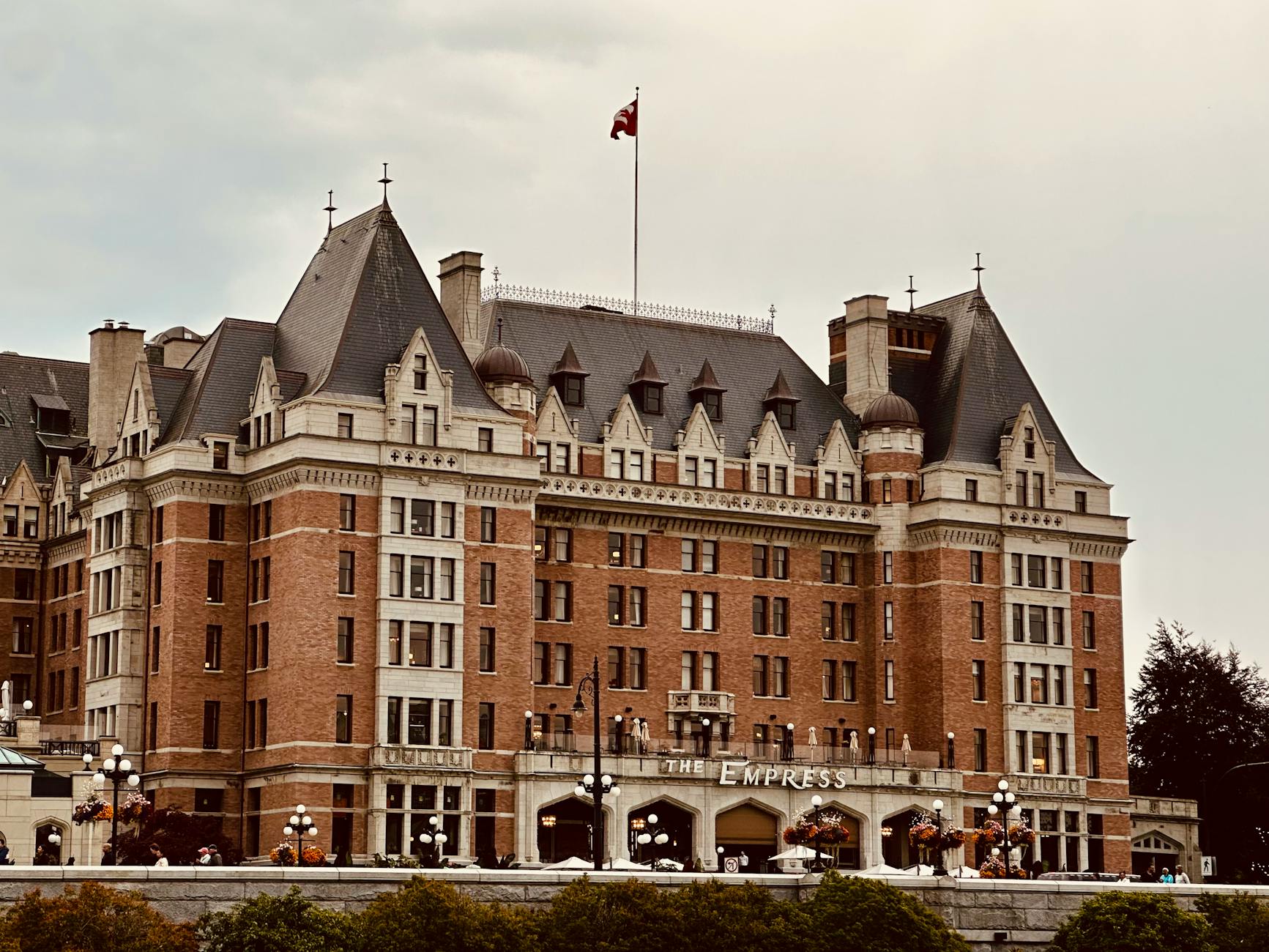 2D Best Hotels